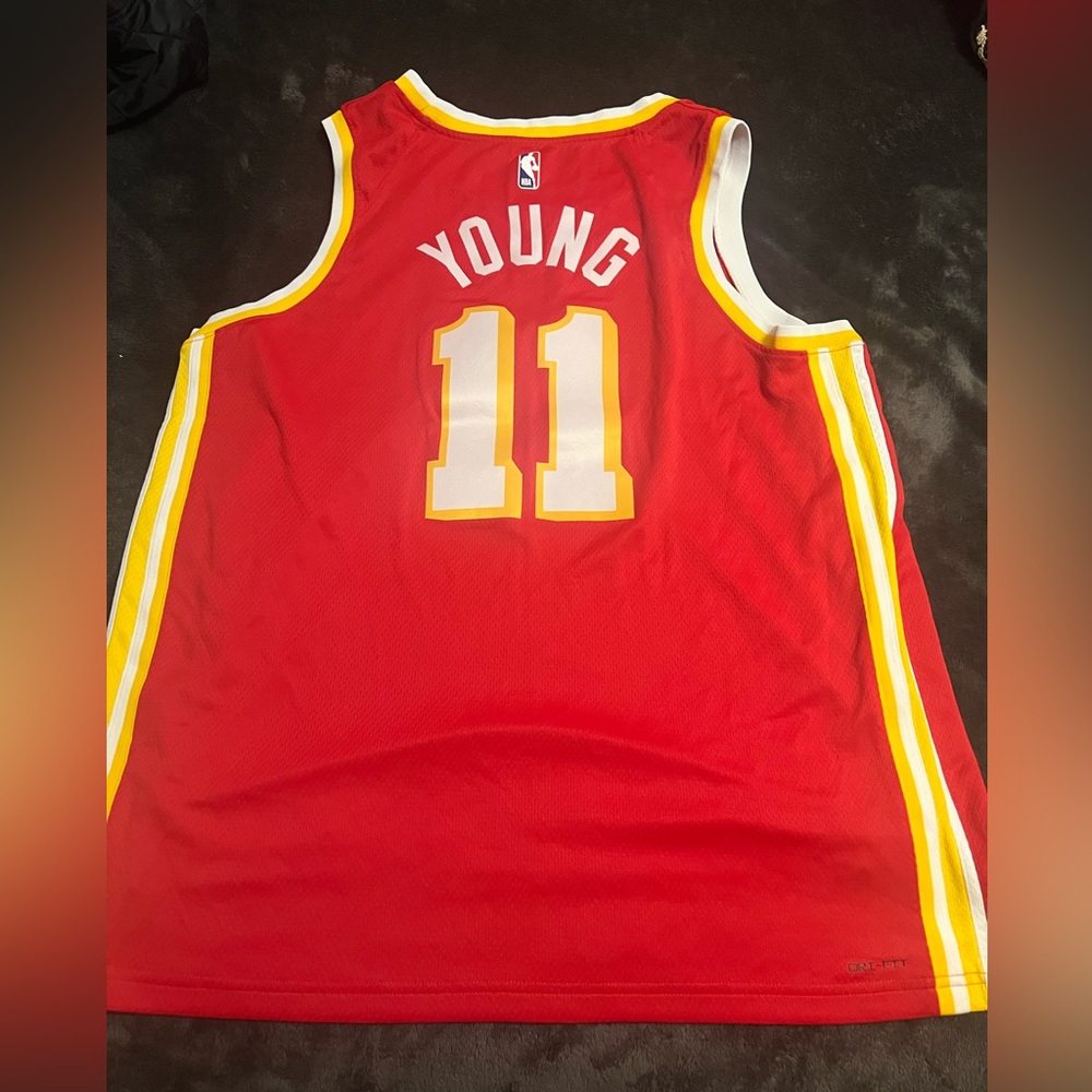 Nike Adult Atlanta Hawks Trae Young 11 Swingman Icon Jersey XXL